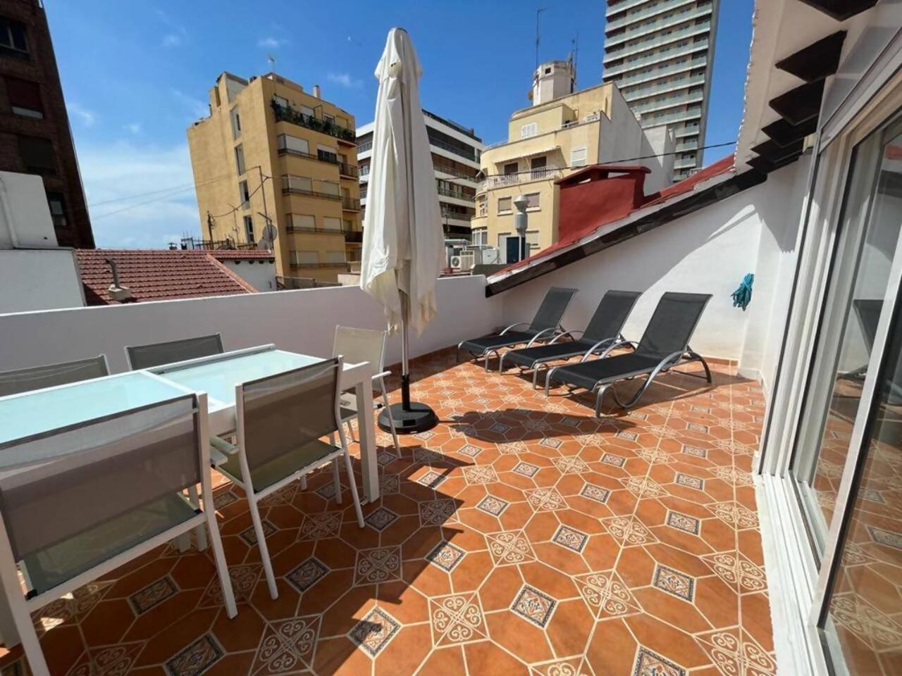 Lovelyloft Las Flores Atico Alicante Bagian luar foto
